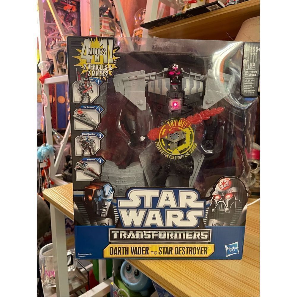 DARTH VADER TO STAR DESTROYER Star Wars Transformers Crossovers Hasbro 2011 NEW